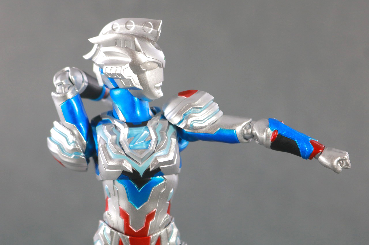 S.H.フィギュアーツ　ウルトラマンゼット アルファエッジ　Special Color Ver.　レビュー　可動範囲