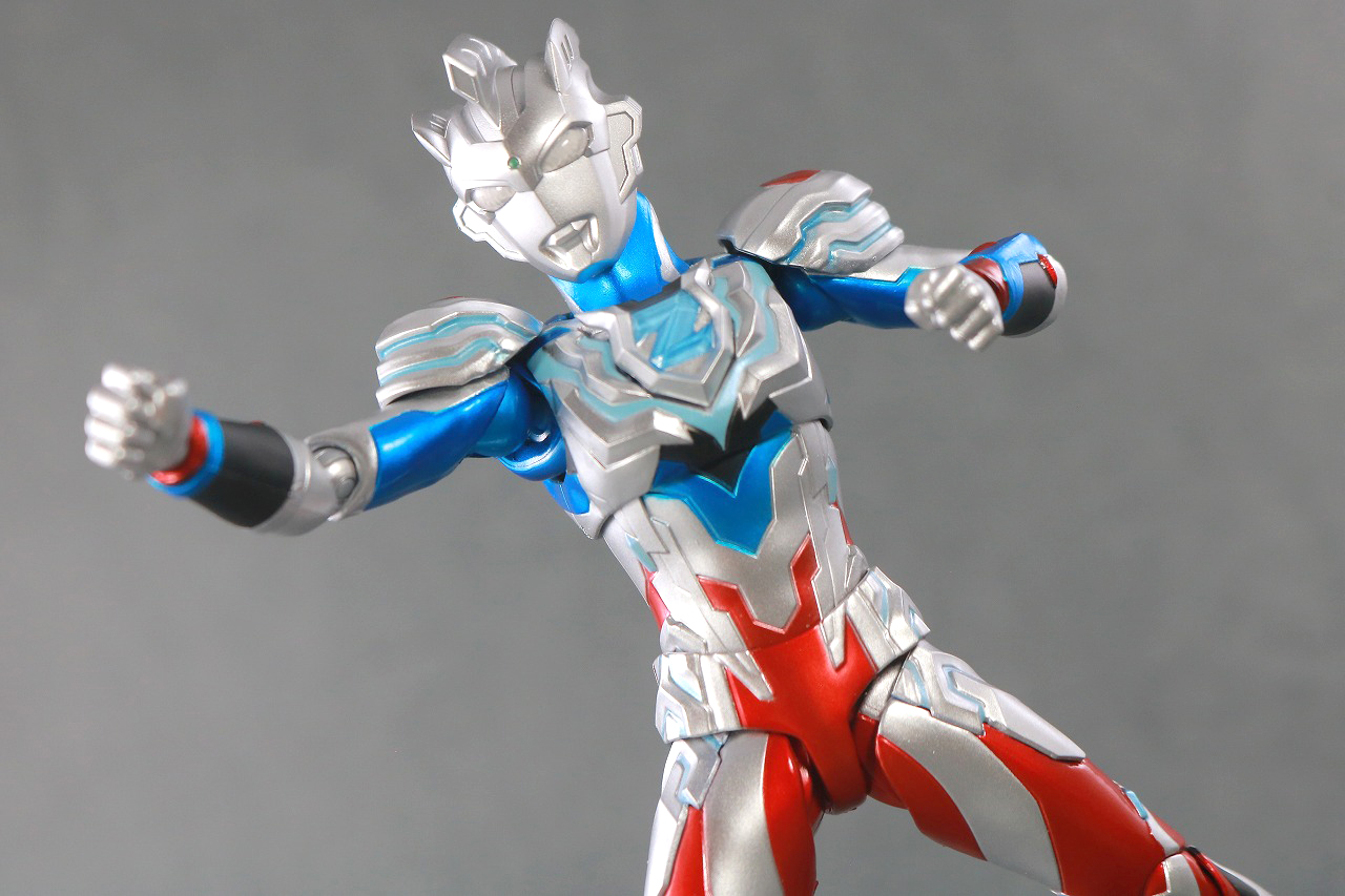 S.H.フィギュアーツ　ウルトラマンゼット アルファエッジ　Special Color Ver.　レビュー　アクション