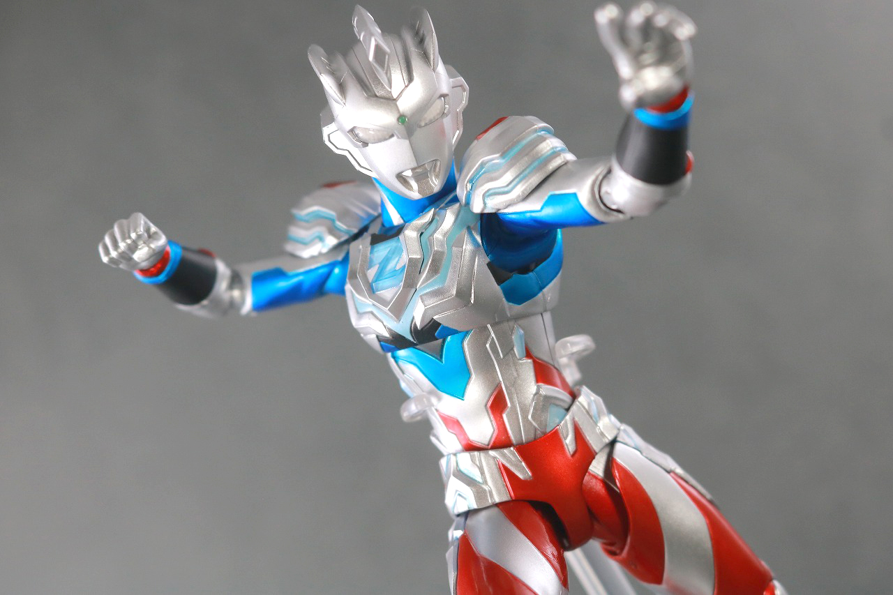 S.H.フィギュアーツ　ウルトラマンゼット アルファエッジ　Special Color Ver.　レビュー　アクション