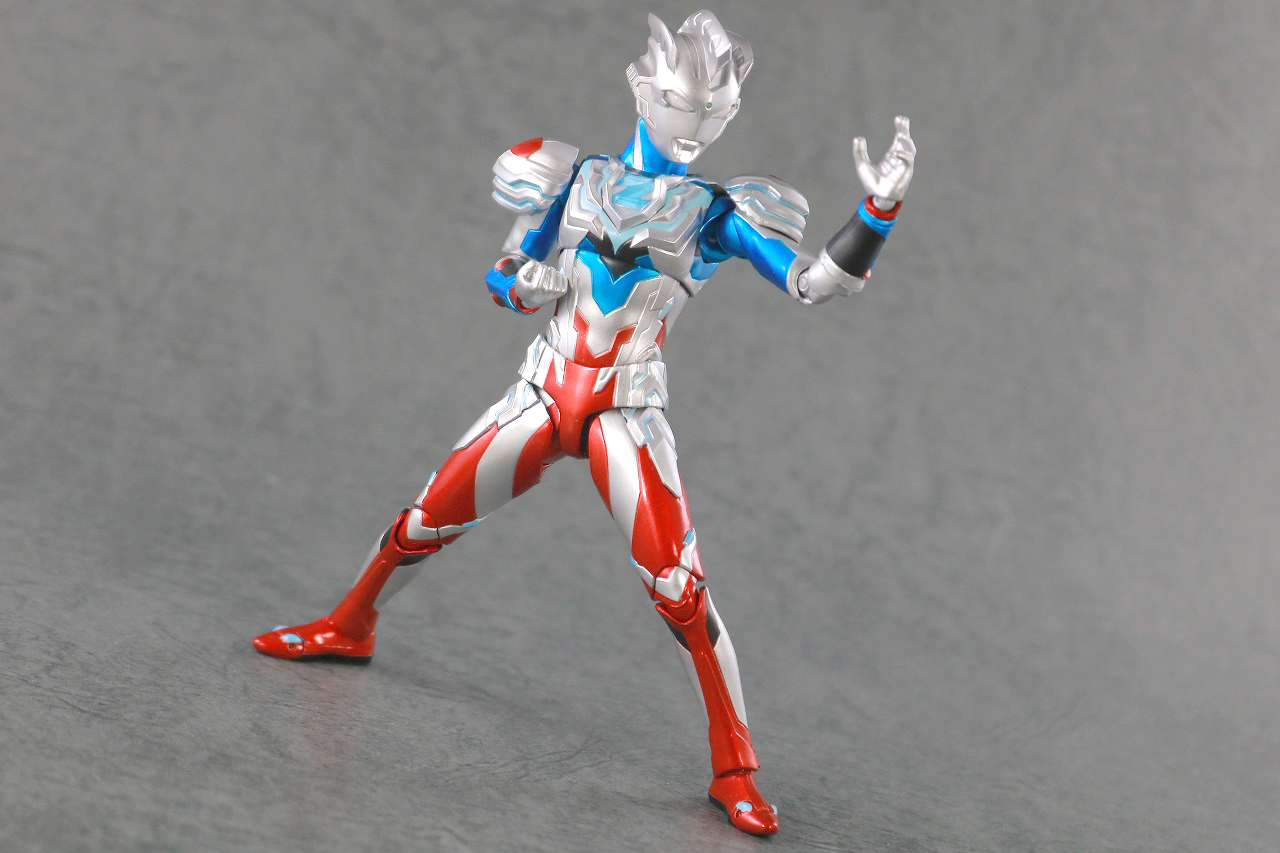 S.H.フィギュアーツ　ウルトラマンゼット アルファエッジ　Special Color Ver.　レビュー　アクション