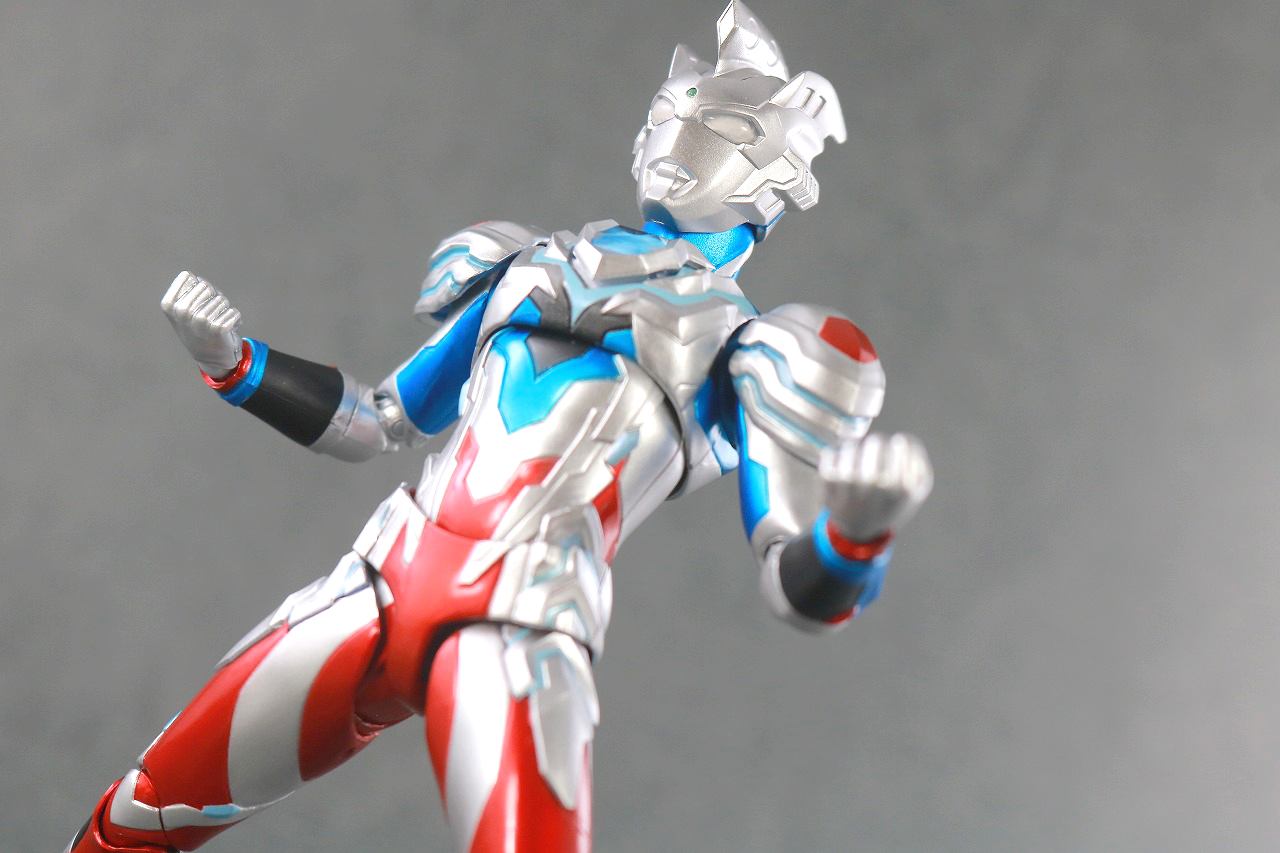 S.H.フィギュアーツ　ウルトラマンゼット アルファエッジ　Special Color Ver.　レビュー　アクション