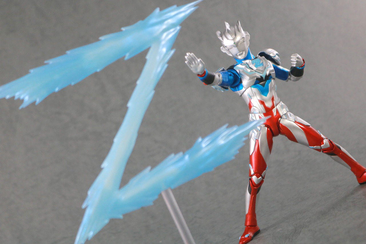 S.H.フィギュアーツ　ウルトラマンゼット アルファエッジ　Special Color Ver.　レビュー　アクション