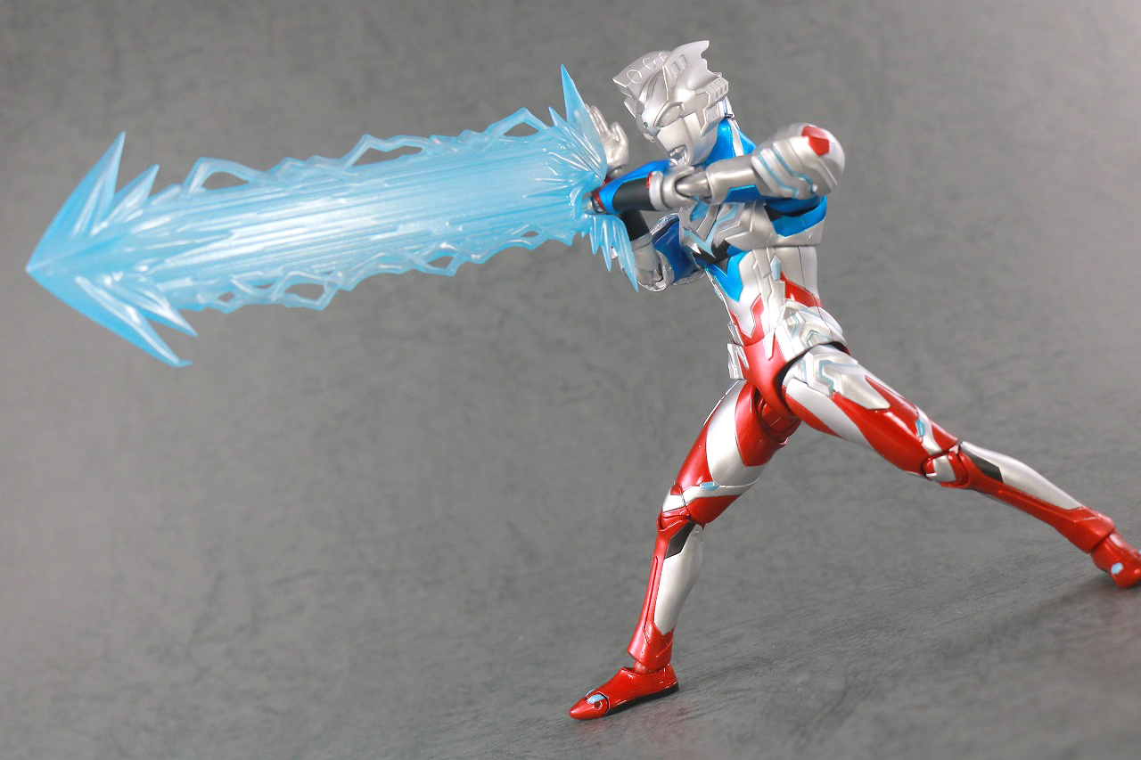 S.H.フィギュアーツ　ウルトラマンゼット アルファエッジ　Special Color Ver.　レビュー　アクション