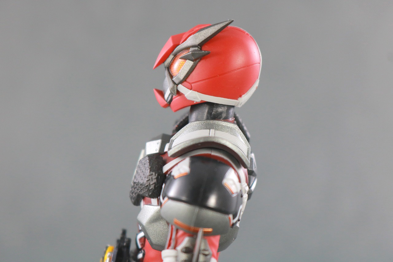 S.H.フィギュアーツ　仮面ライダー雷　レビュー　可動範囲