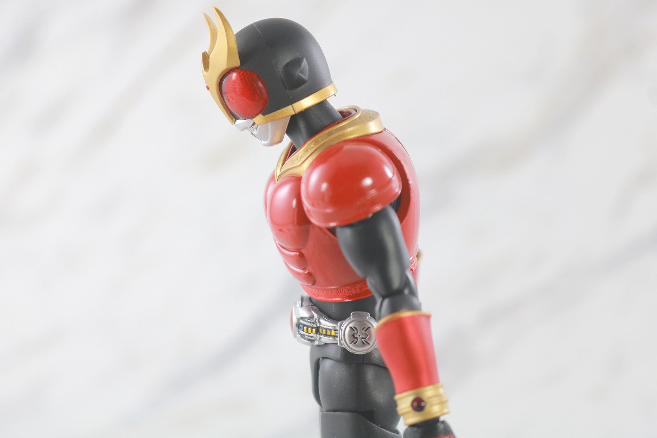 S.H.フィギュアーツ　仮面ライダークウガ マイティフォーム 真骨彫製法 50th Anniversary Ver.　レビュー　可動範囲