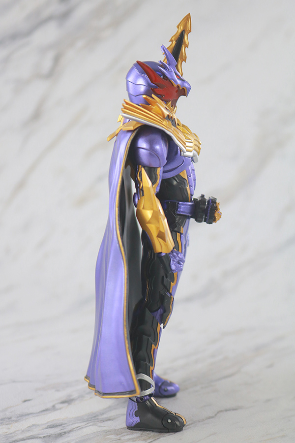 S.H.フィギュアーツ　仮面ライダーカリバー ジャオウドラゴン　レビュー　本体