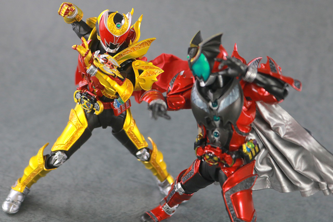 S.H.フィギュアーツ　仮面ライダーキバ　エンペラーフォーム　真骨彫製法　レビュー　アクション　ダークキバ