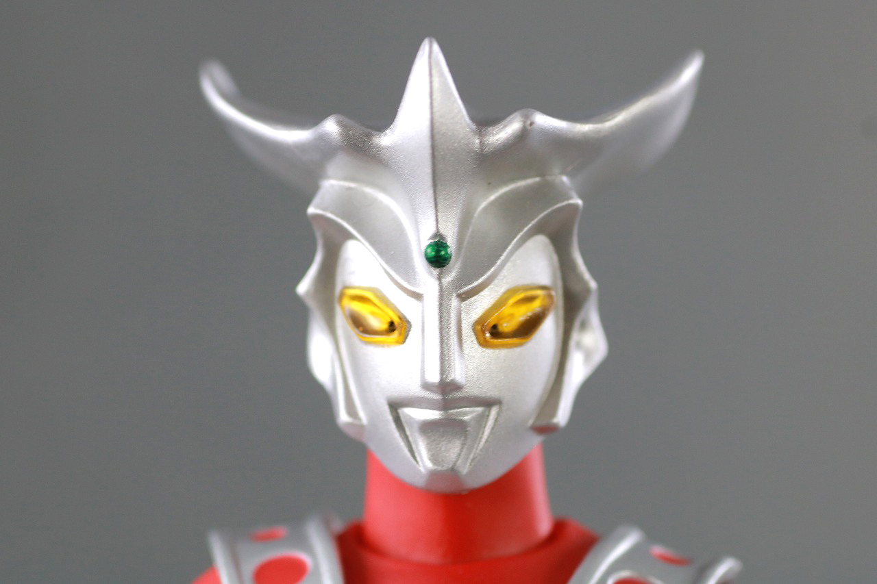 S.H.フィギュアーツ　ウルトラマンレオ　レビュー　本体