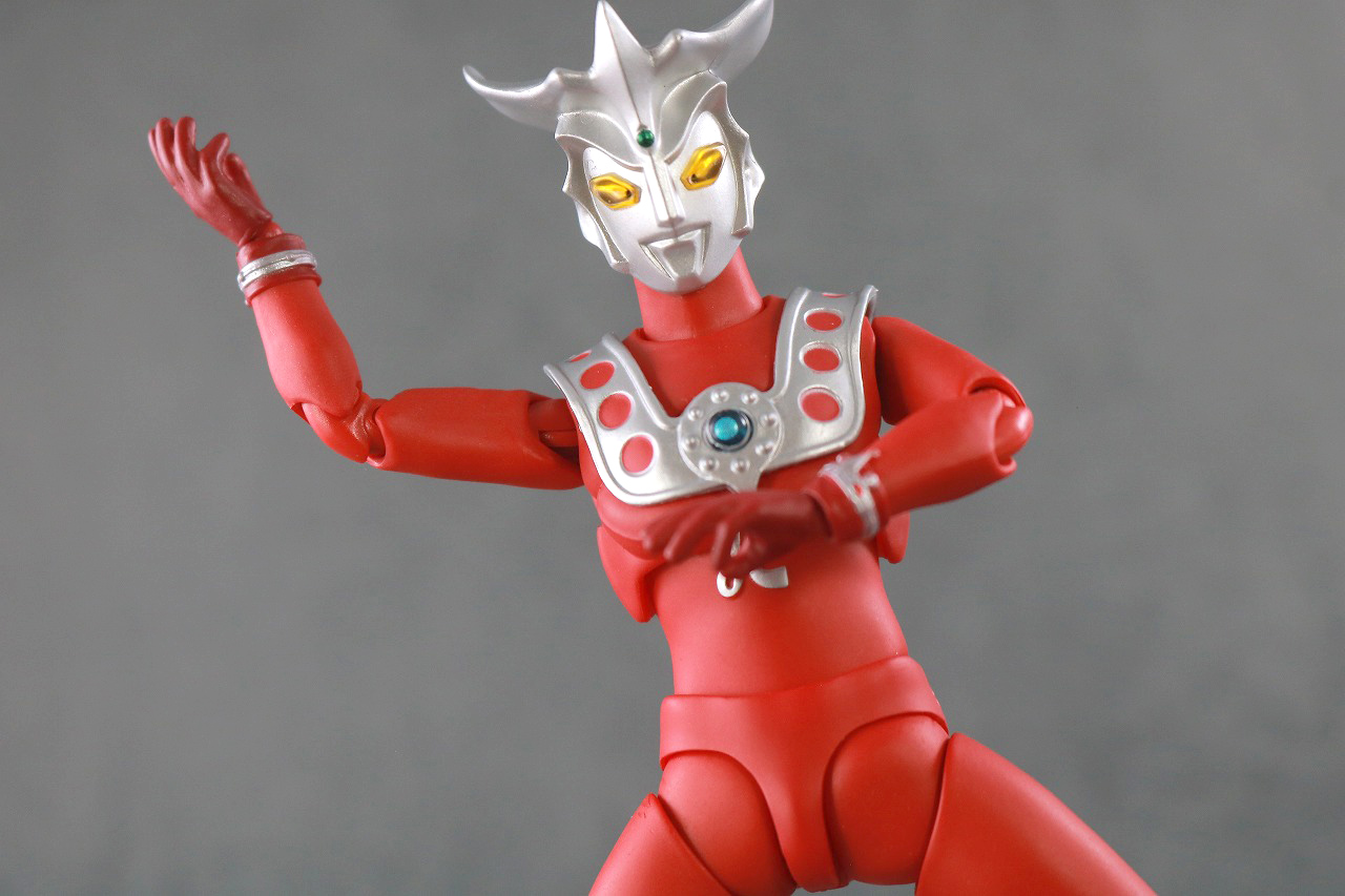 S.H.フィギュアーツ　ウルトラマンレオ　レビュー　アクション