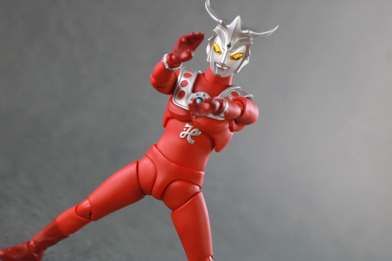 S.H.フィギュアーツ　ウルトラマンレオ　レビュー　アクション