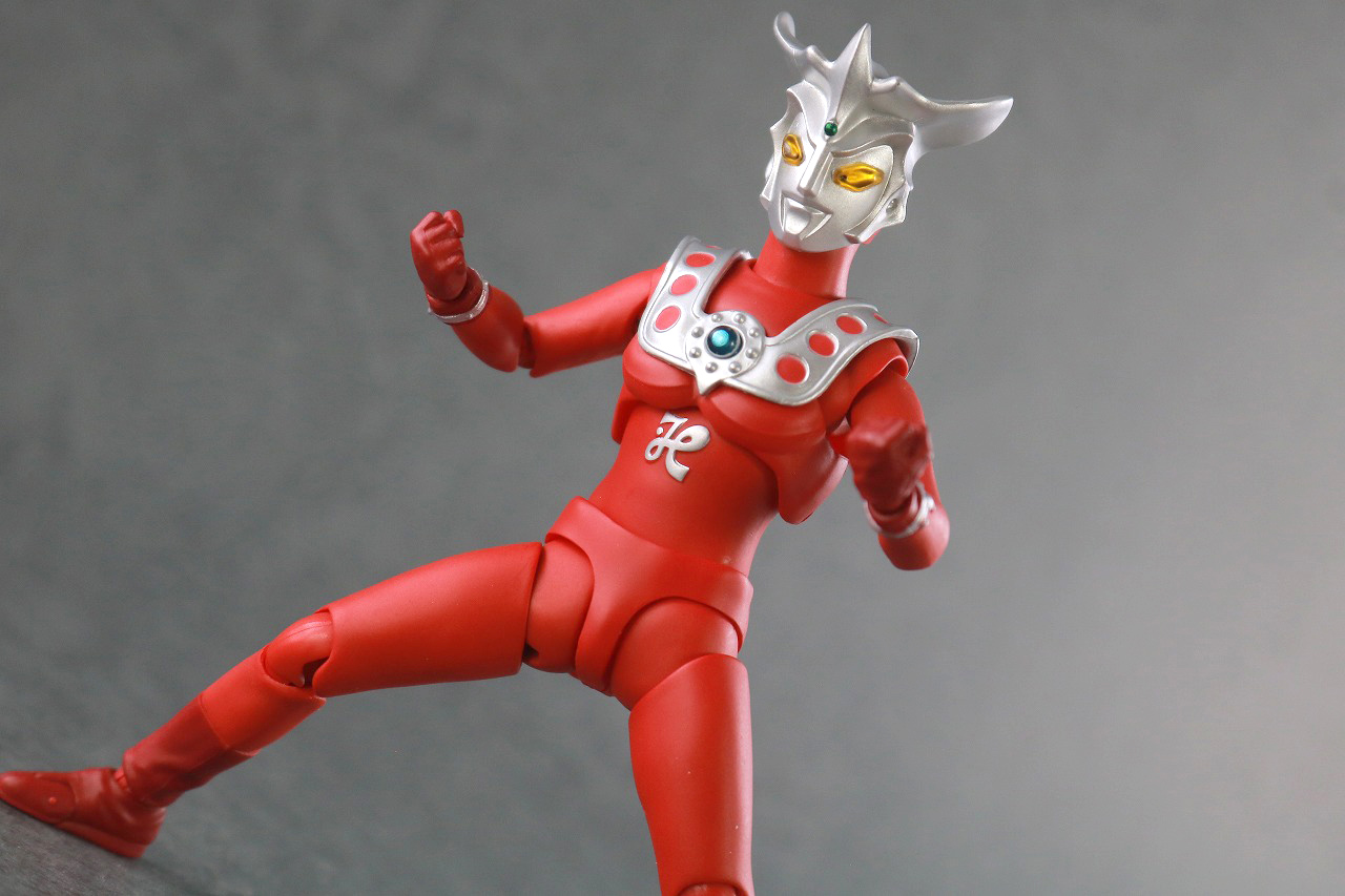 S.H.フィギュアーツ　ウルトラマンレオ　レビュー　アクション