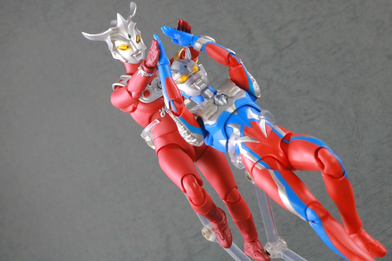 S.H.フィギュアーツ　ウルトラマンレオ　レビュー　アクション　ウルトラマンゼロ