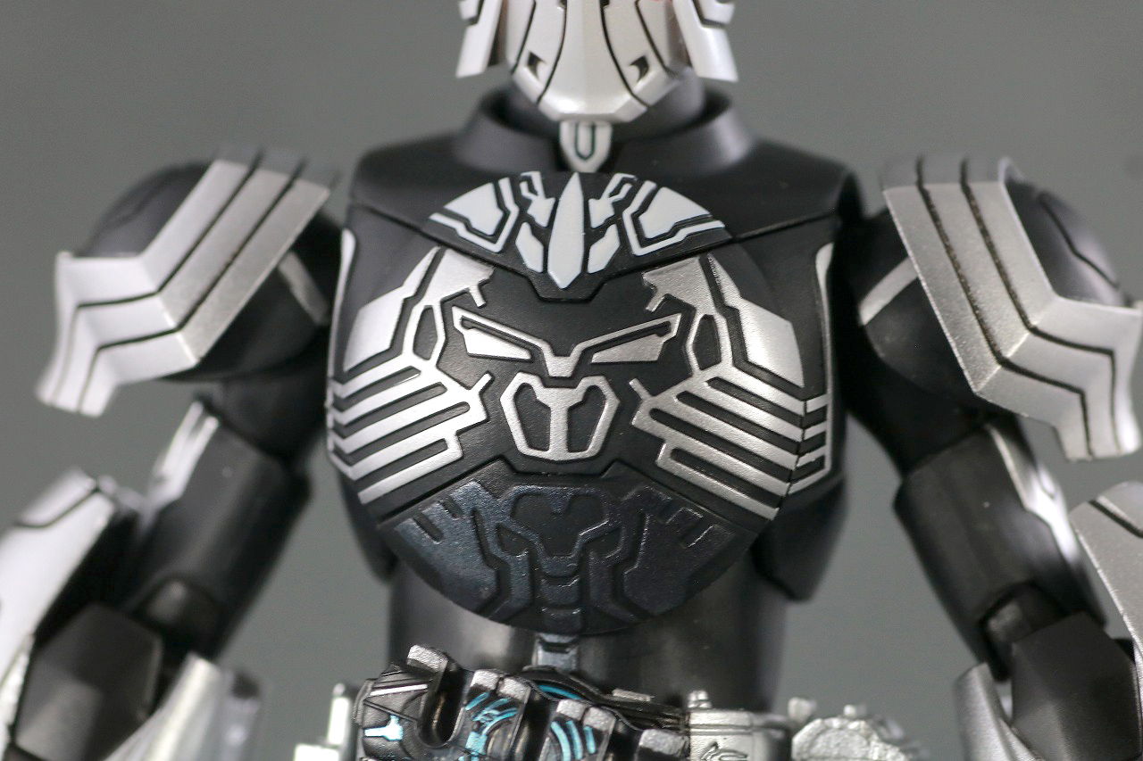 S.H.フィギュアーツ　仮面ライダーオーズ サゴーゾコンボ 真骨彫製法　レビュー　本体