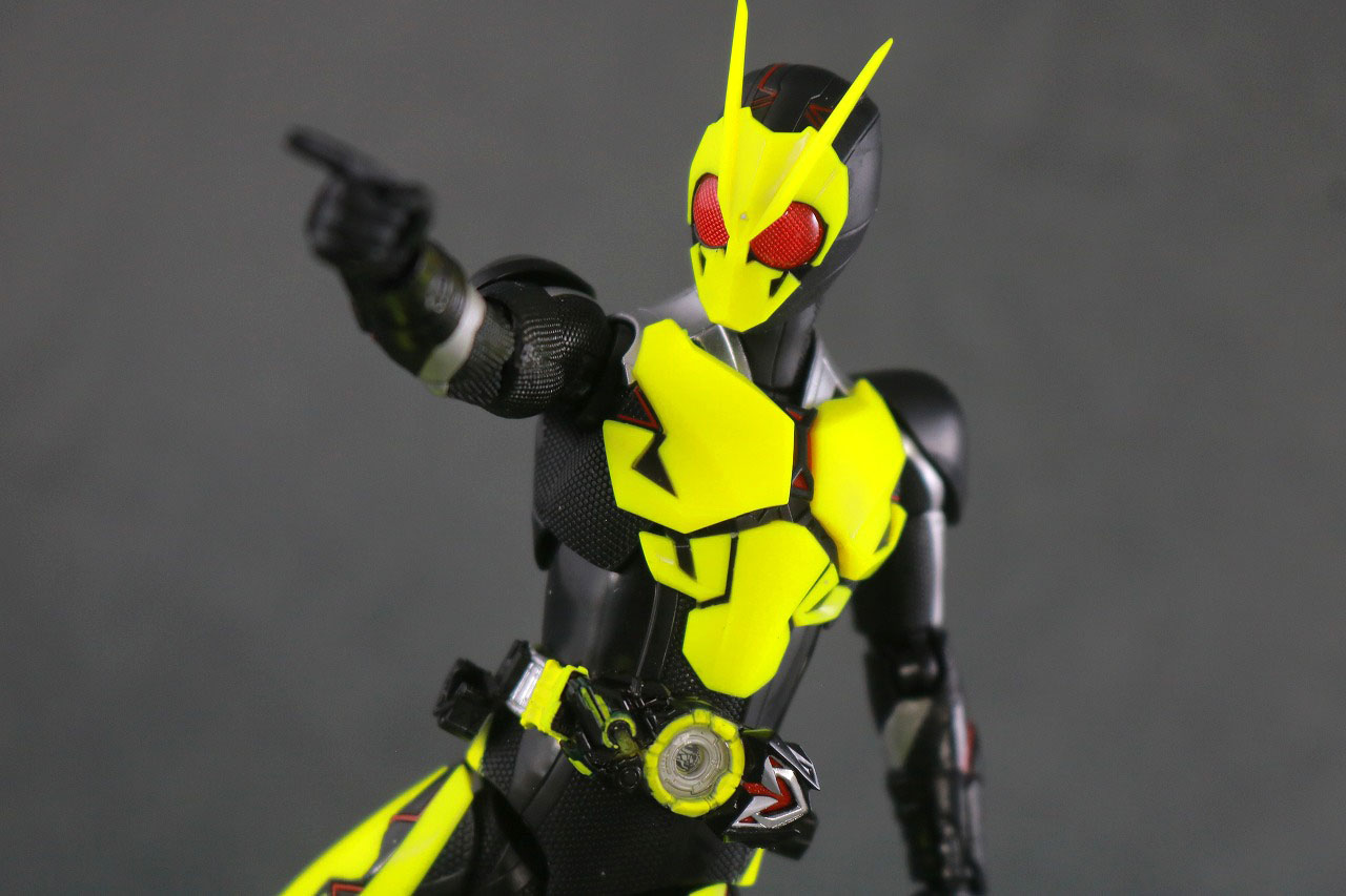 S.H.フィギュアーツ 仮面ライダーゼロワン ライジングホッパー 50th Anniversary Ver.　レビュー