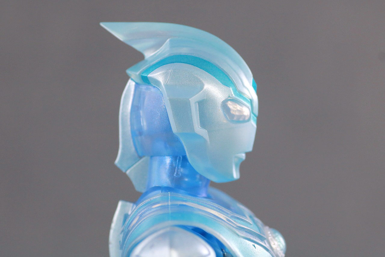 S.H.フィギュアーツ　ウルトラマンフーマ　Special Clear Color Ver　レビュー　本体