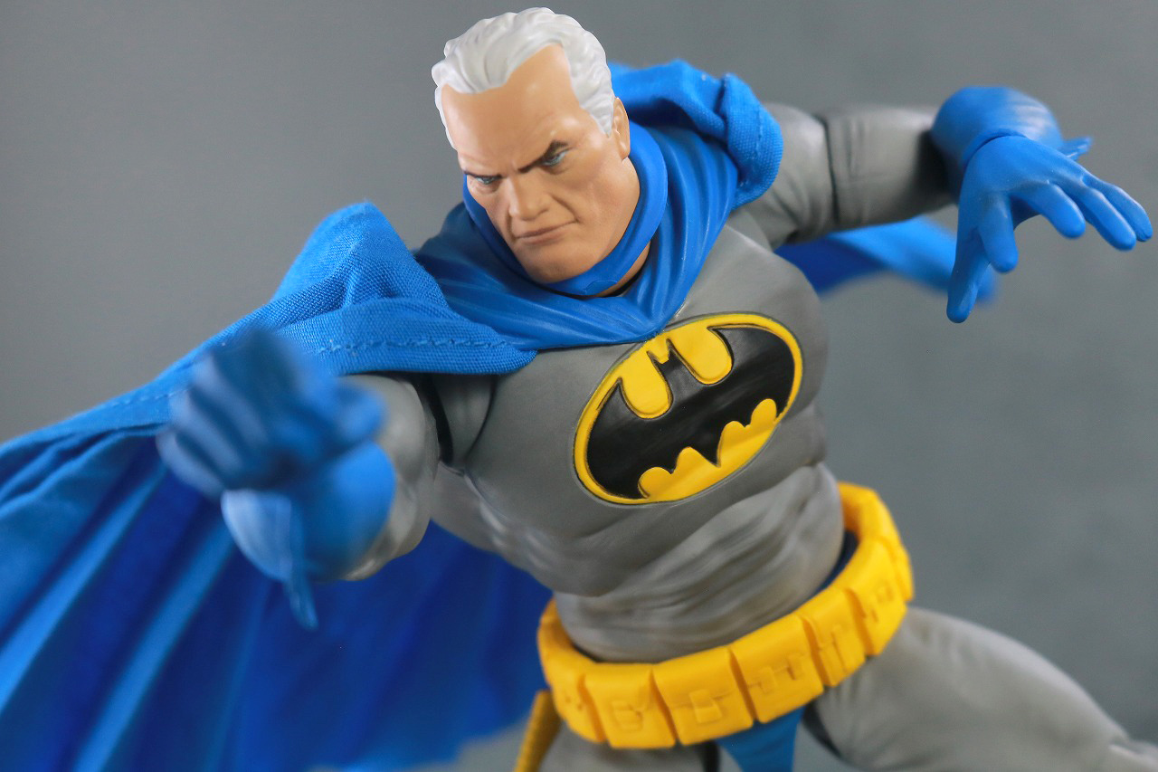 MAFEX　バットマン　ダークナイト　リターンズ　レビュー　アクション