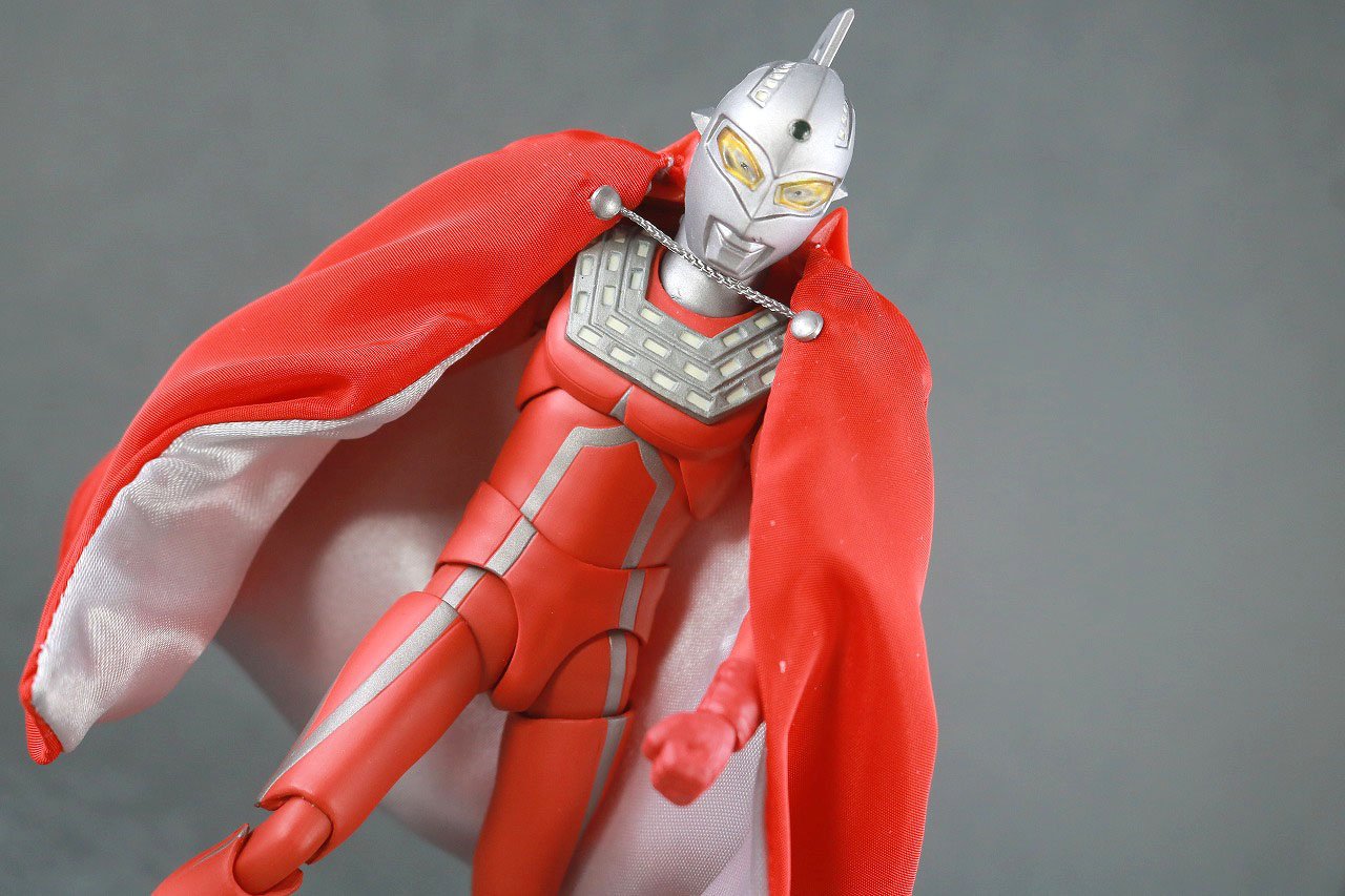 S.H.フィギュアーツ　ブラザーズマント　レビュー　アクション　ウルトラセブン