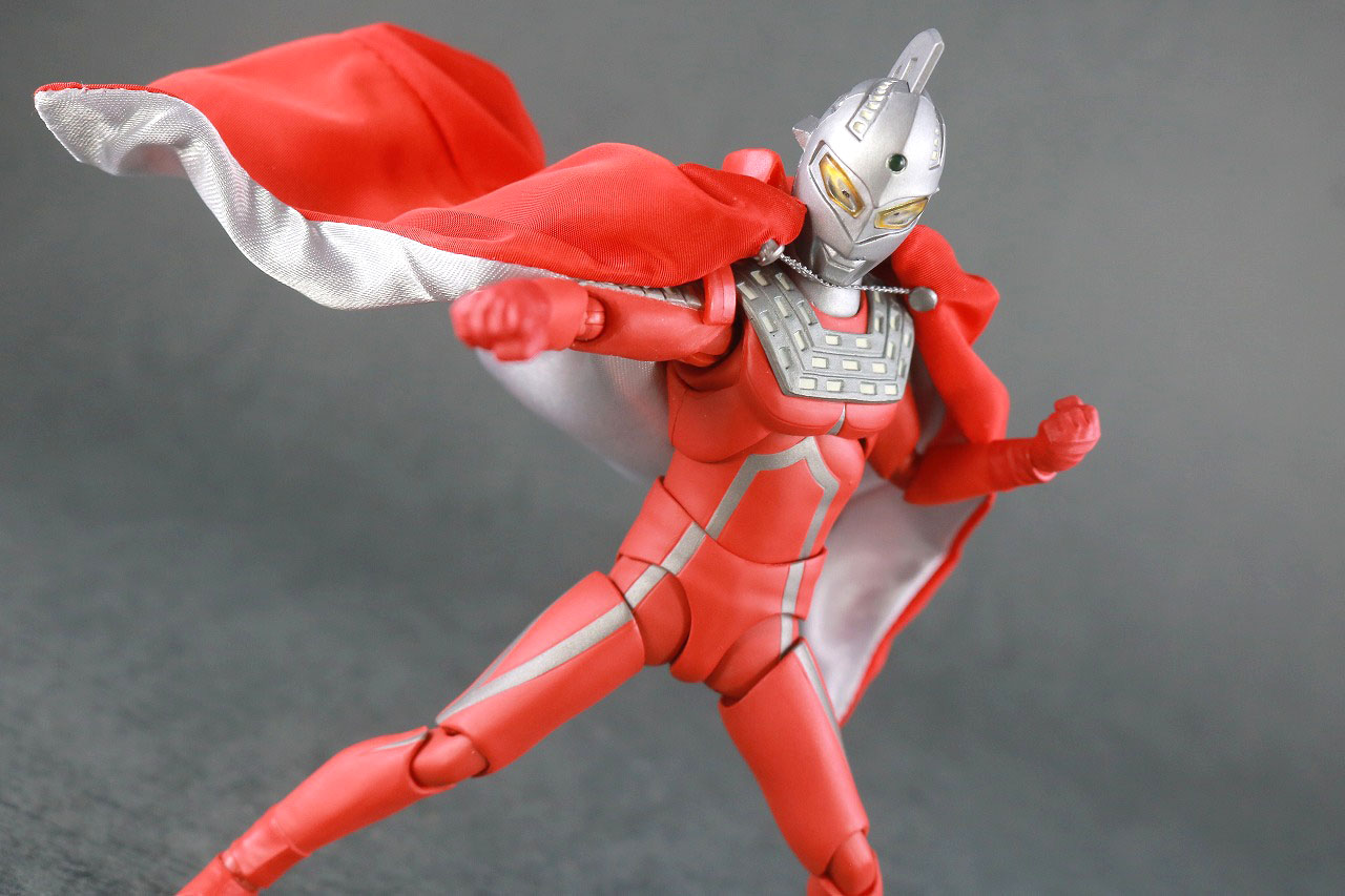 S.H.フィギュアーツ　ブラザーズマント　レビュー　アクション　ウルトラセブン