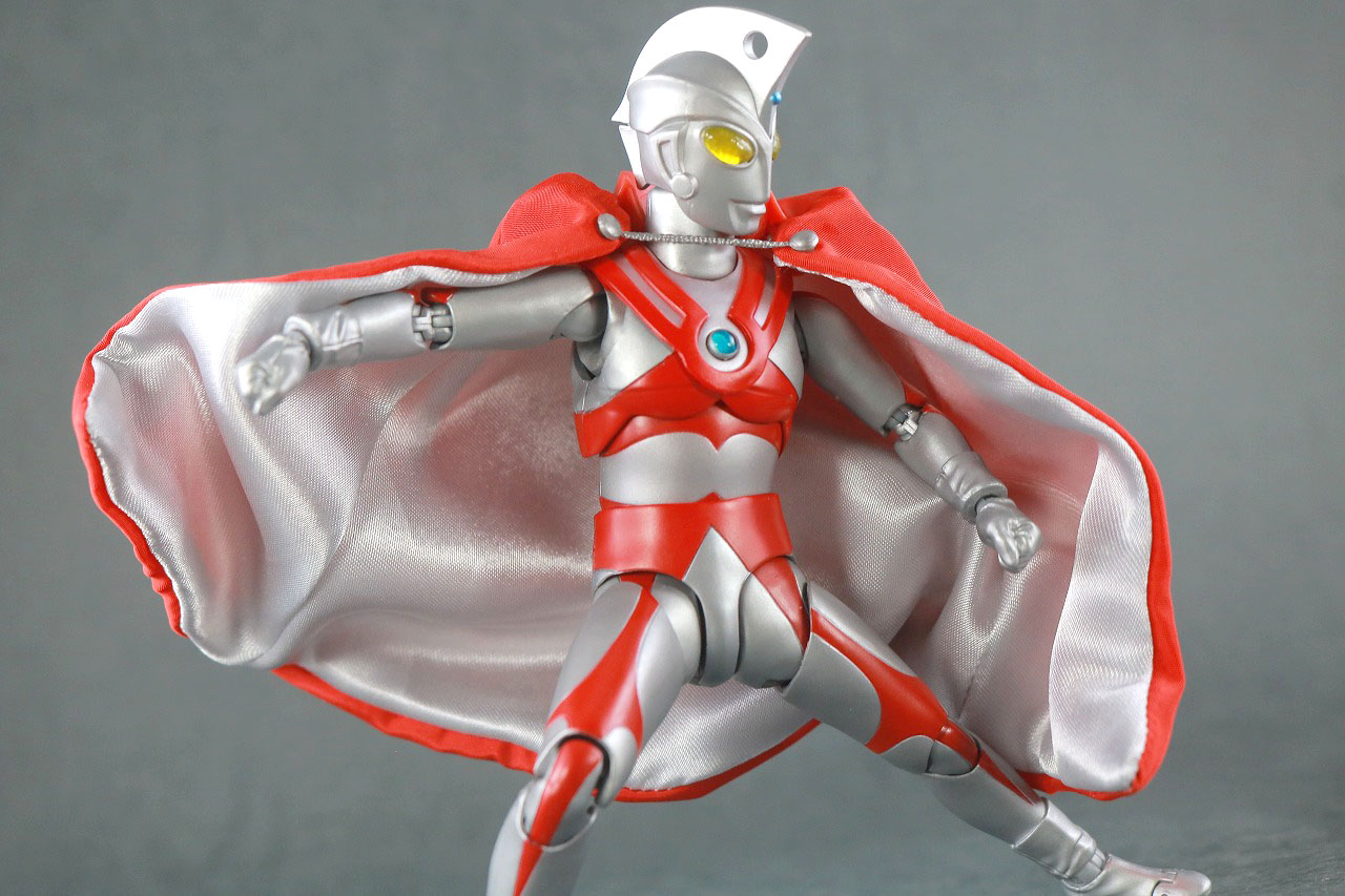 S.H.フィギュアーツ　ブラザーズマント　レビュー　アクション　ウルトラマンエース