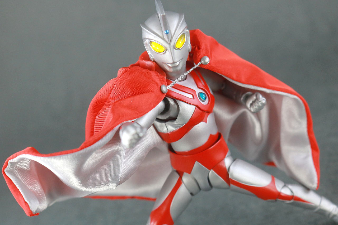 S.H.フィギュアーツ　ブラザーズマント　レビュー　アクション　ウルトラマンエース