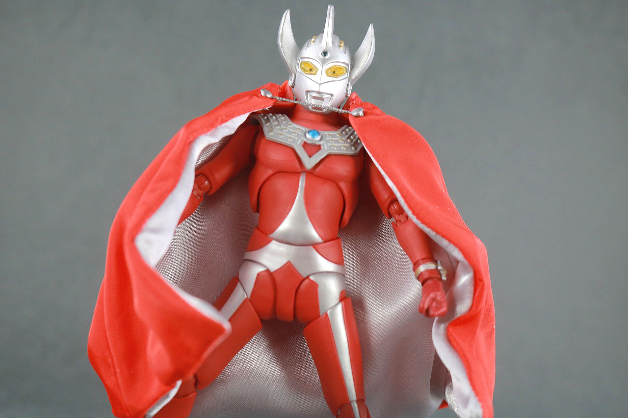 S.H.フィギュアーツ　ブラザーズマント　レビュー　アクション　ウルトラマンタロウ