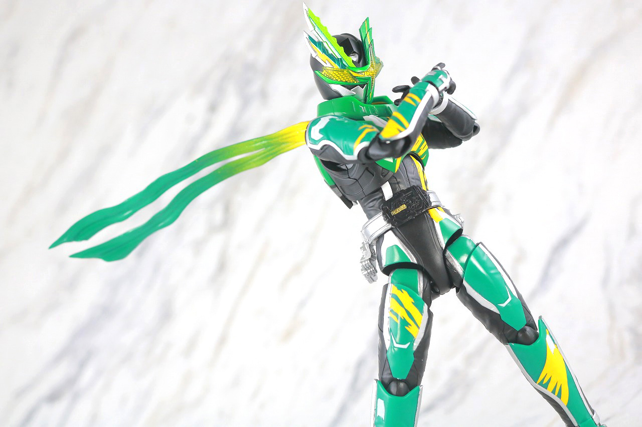 S.H.フィギュアーツ　仮面ライダー剣斬　猿飛忍者伝　レビュー　アクション