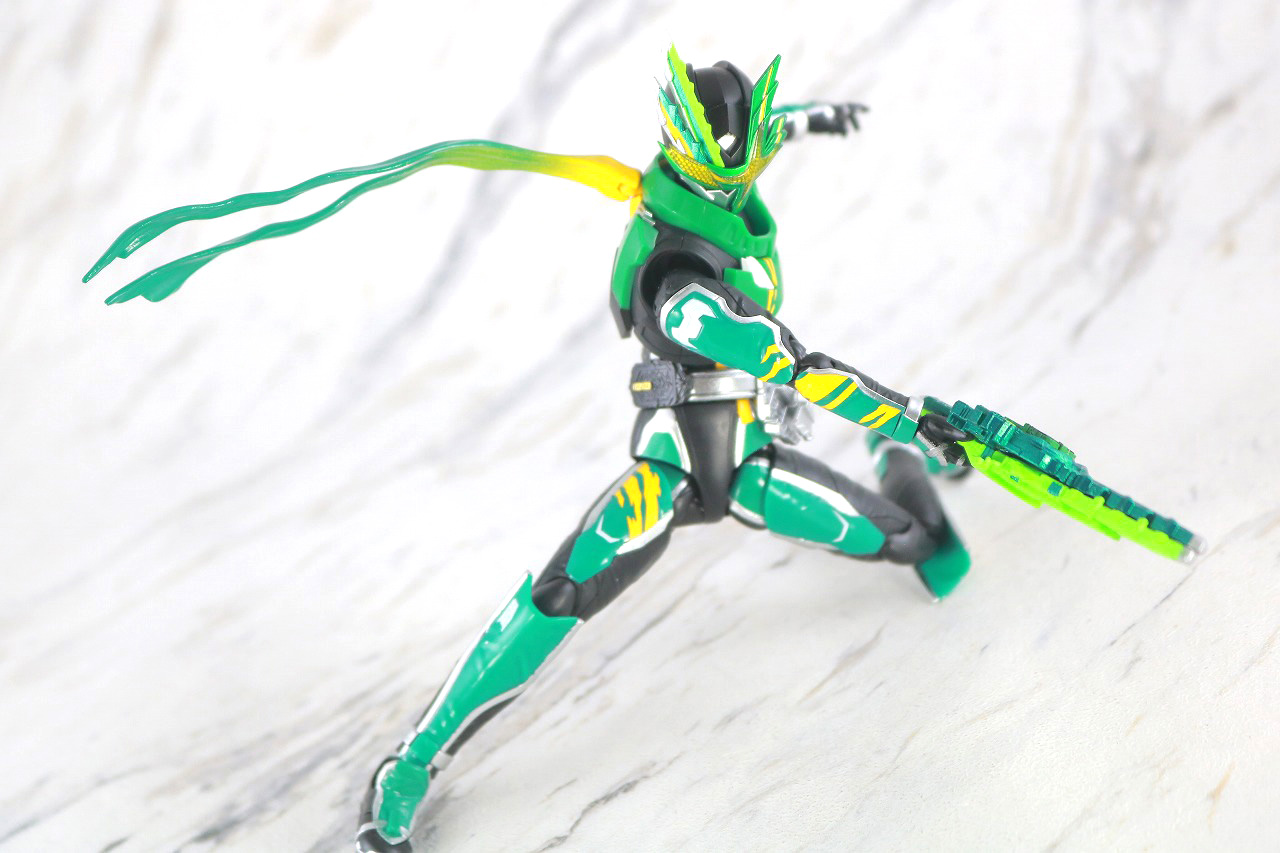 S.H.フィギュアーツ　仮面ライダー剣斬　猿飛忍者伝　レビュー　アクション