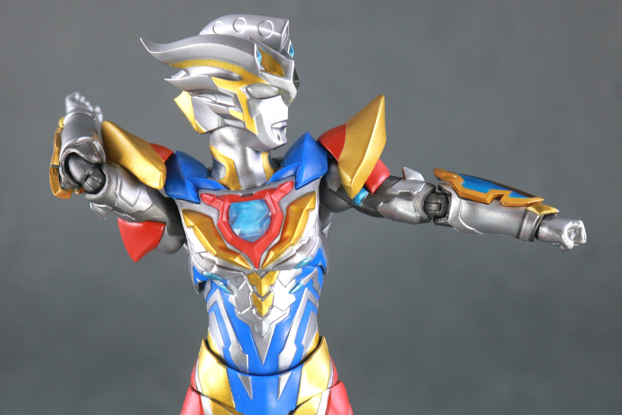  S.H.フィギュアーツ　ウルトラマンゼット デルタライズクロー　レビュー　可動範囲