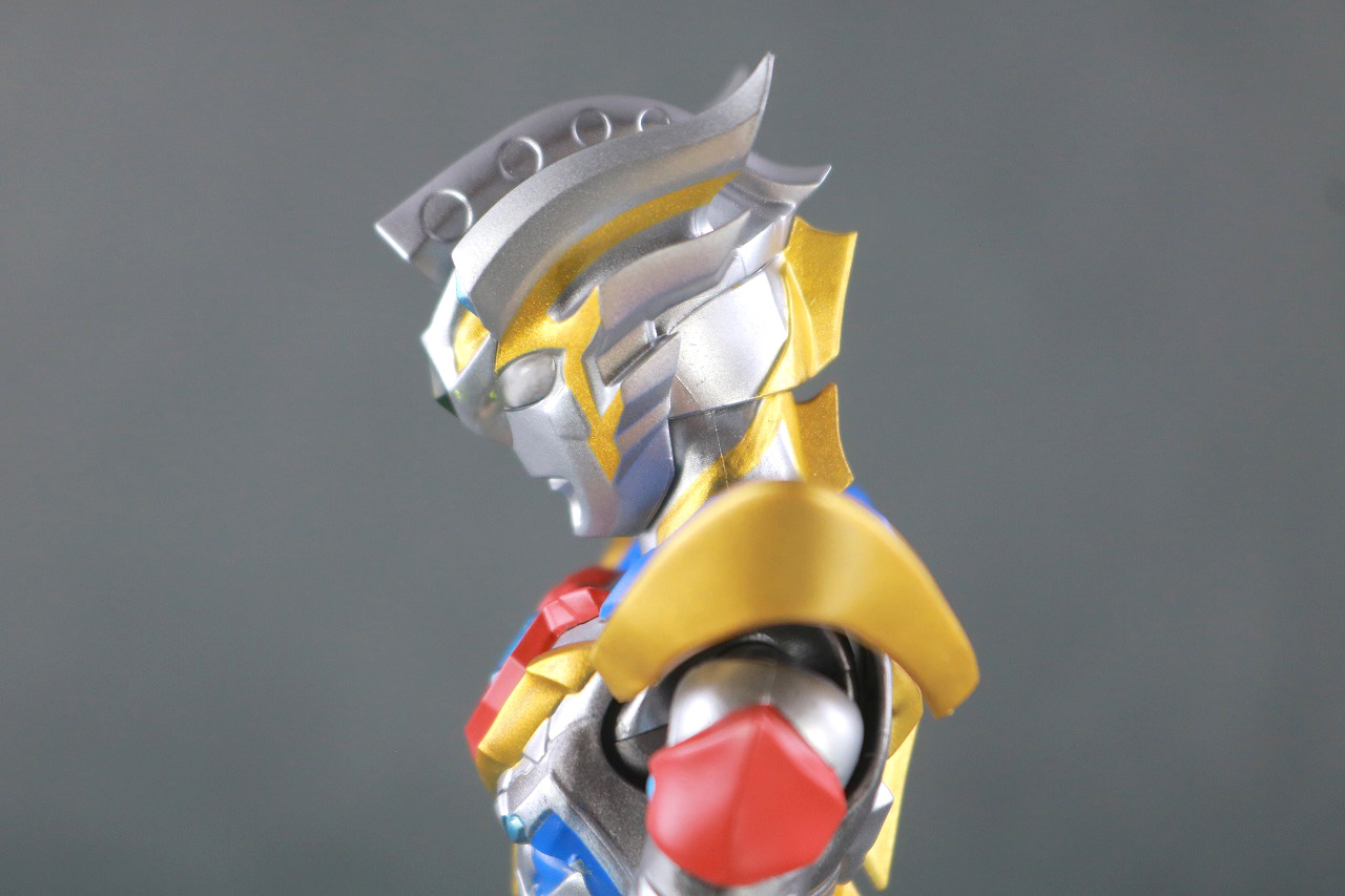  S.H.フィギュアーツ　ウルトラマンゼット デルタライズクロー　レビュー　可動範囲