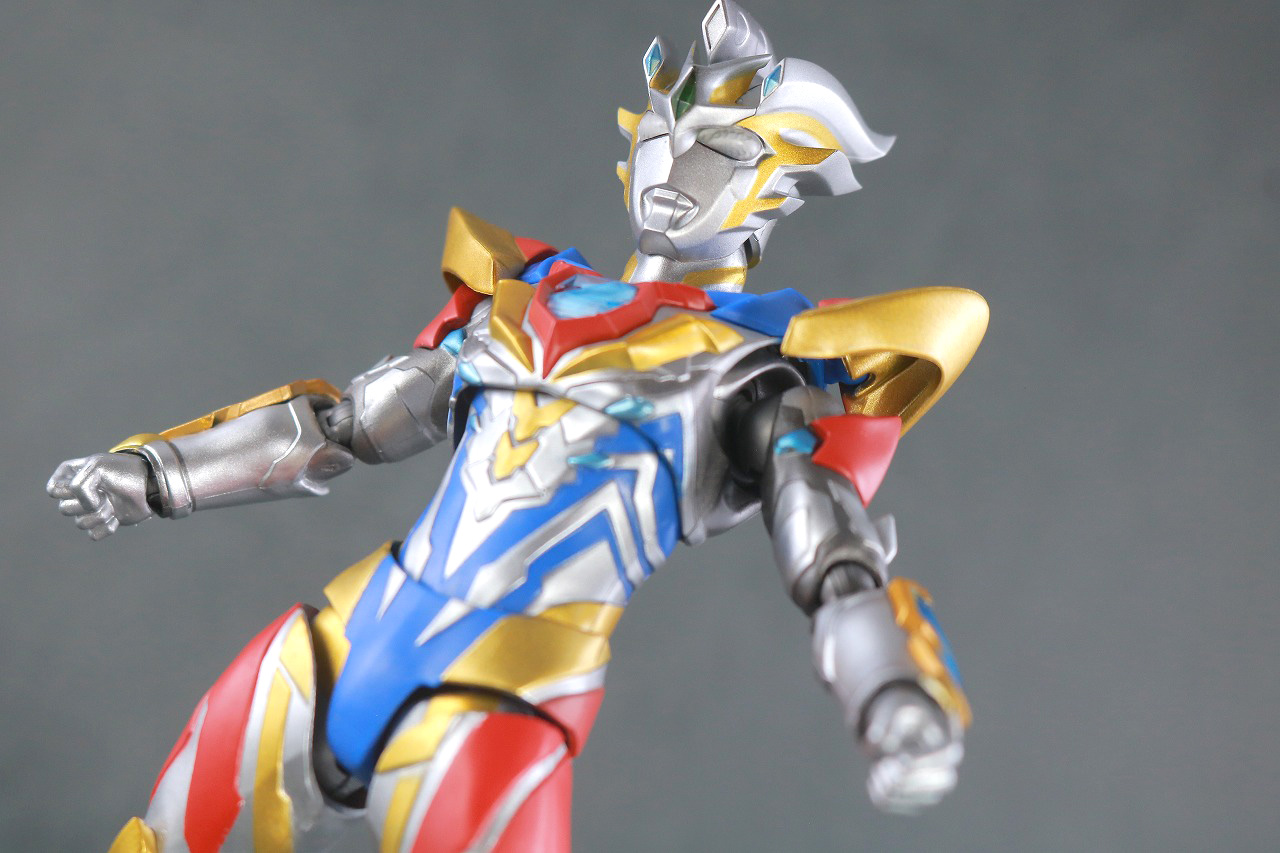  S.H.フィギュアーツ　ウルトラマンゼット デルタライズクロー　レビュー　アクション