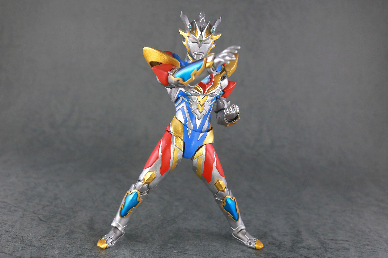  S.H.フィギュアーツ　ウルトラマンゼット デルタライズクロー　レビュー　アクション