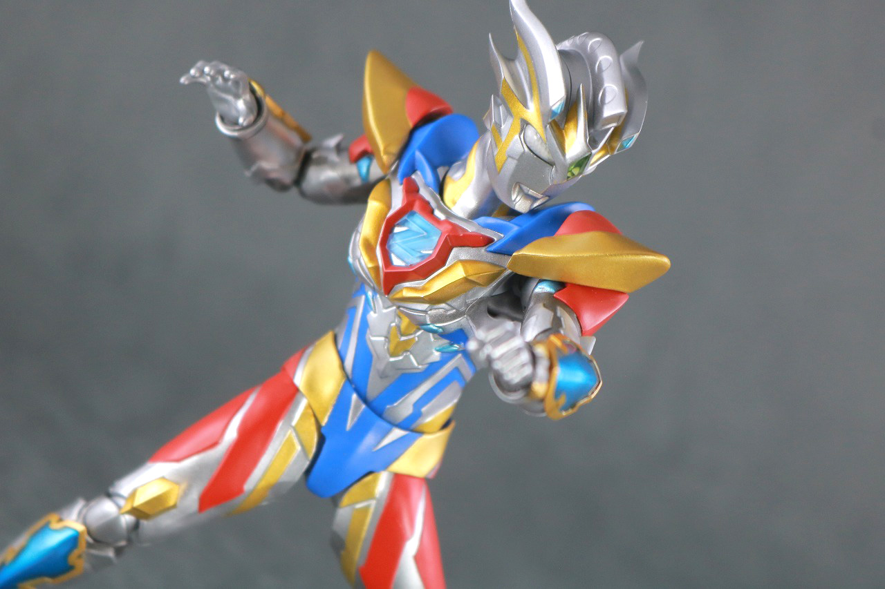  S.H.フィギュアーツ　ウルトラマンゼット デルタライズクロー　レビュー　アクション