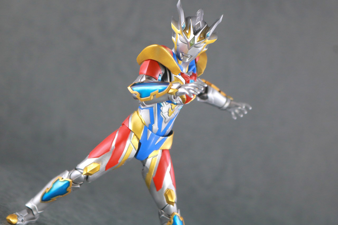  S.H.フィギュアーツ　ウルトラマンゼット デルタライズクロー　レビュー　アクション