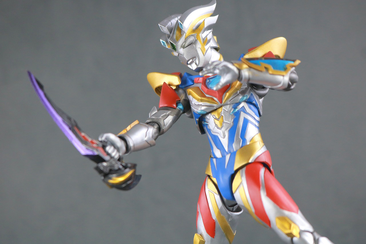  S.H.フィギュアーツ　ウルトラマンゼット デルタライズクロー　レビュー　アクション