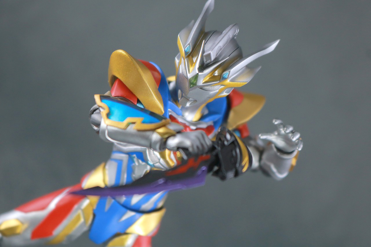  S.H.フィギュアーツ　ウルトラマンゼット デルタライズクロー　レビュー　アクション