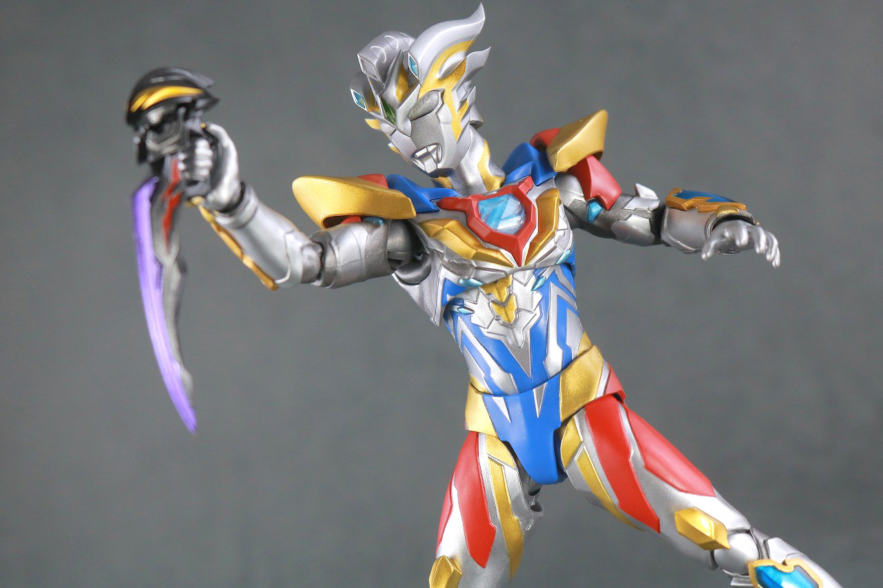  S.H.フィギュアーツ　ウルトラマンゼット デルタライズクロー　レビュー　アクション