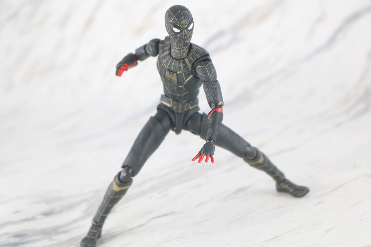 S.H.フィギュアーツ　スパイダーマン　ブラック＆ゴールドスーツ　レビュー　アクション