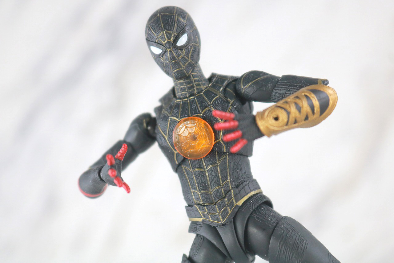 S.H.フィギュアーツ　スパイダーマン　ブラック＆ゴールドスーツ　レビュー　アクション