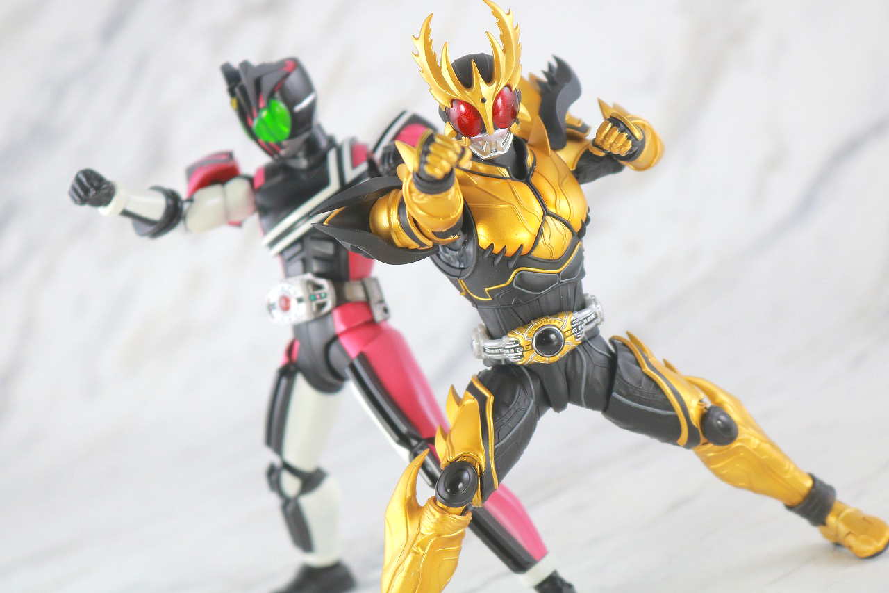 S.H.フィギュアーツ　仮面ライダークウガ ライジングアルティメット　真骨彫製法　レビュー　アクション