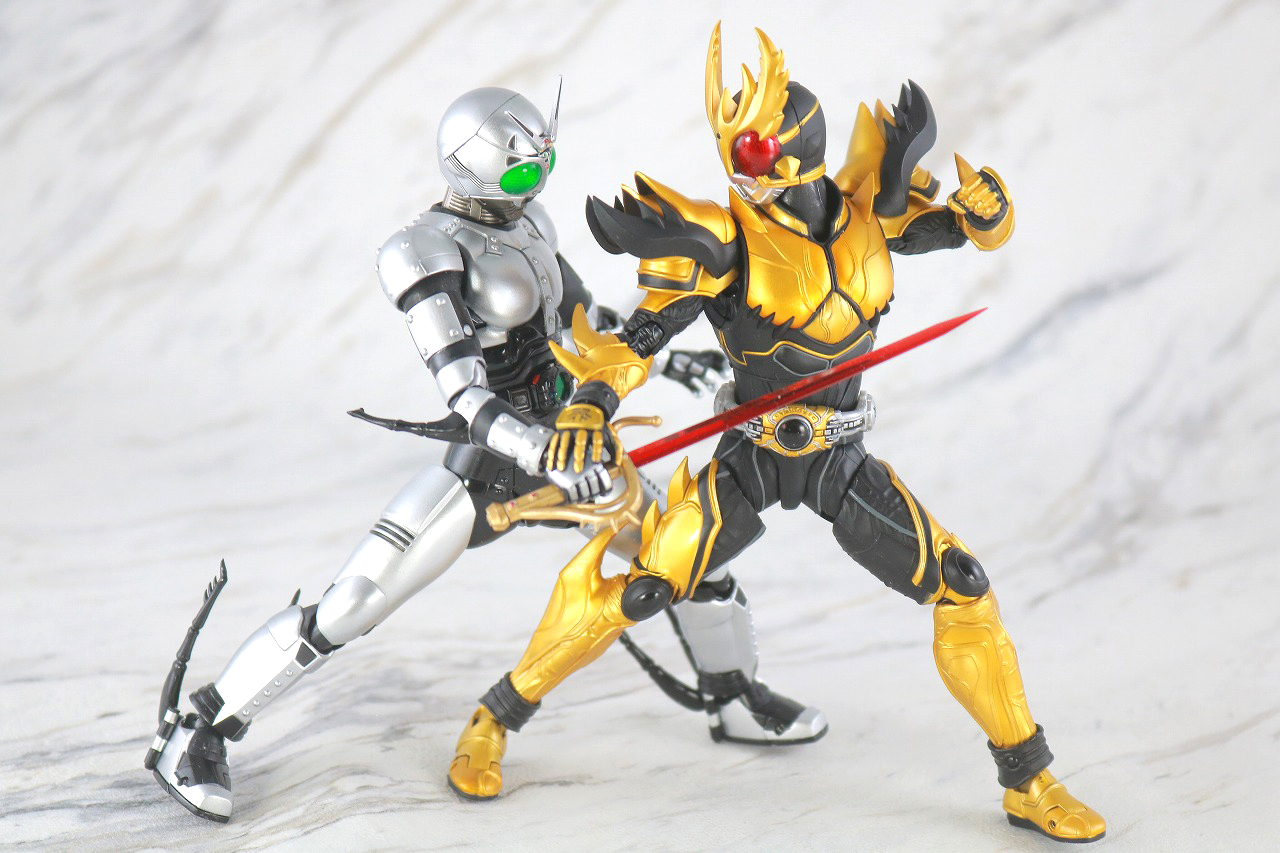 S.H.フィギュアーツ　仮面ライダークウガ ライジングアルティメット　真骨彫製法　レビュー　アクション