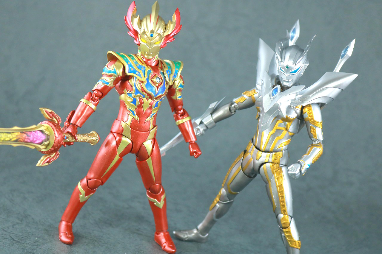 S.H.フィギュアーツ　ウルトラマンタイガ トライストリウム レインボー　レビュー　アクション　ウルティメイトシャイニングウルトラマンゼロ