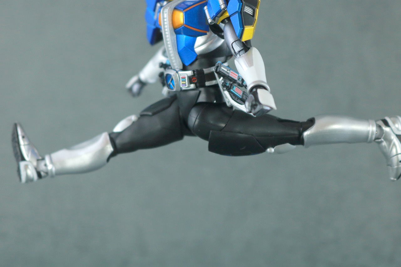 S.H.フィギュアーツ　仮面ライダー電王　ロッドフォーム　真骨彫製法　レビュー　可動範囲