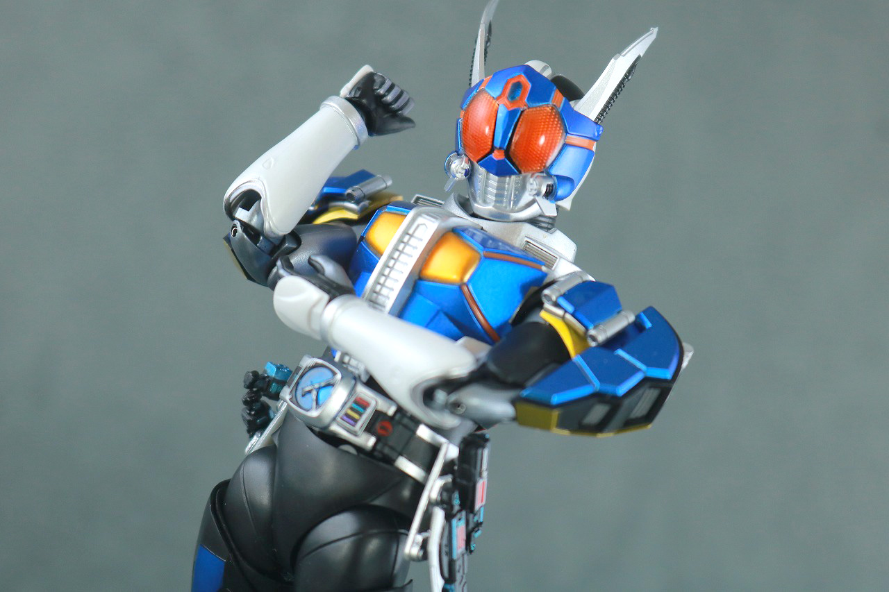 S.H.フィギュアーツ　仮面ライダー電王　ロッドフォーム　真骨彫製法　レビュー　アクション