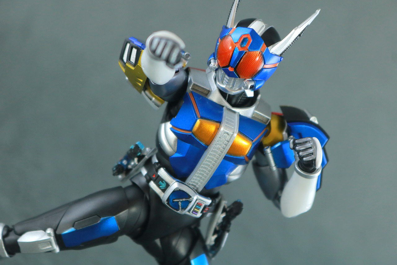 S.H.フィギュアーツ　仮面ライダー電王　ロッドフォーム　真骨彫製法　レビュー　アクション