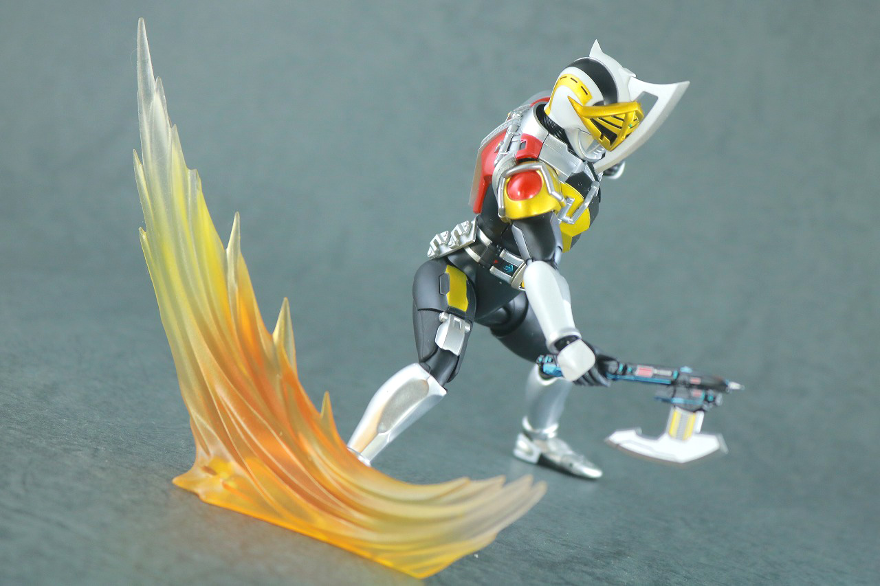 S.H.フィギュアーツ　仮面ライダー電王　アックスフォーム　真骨彫製法　レビュー　アクション