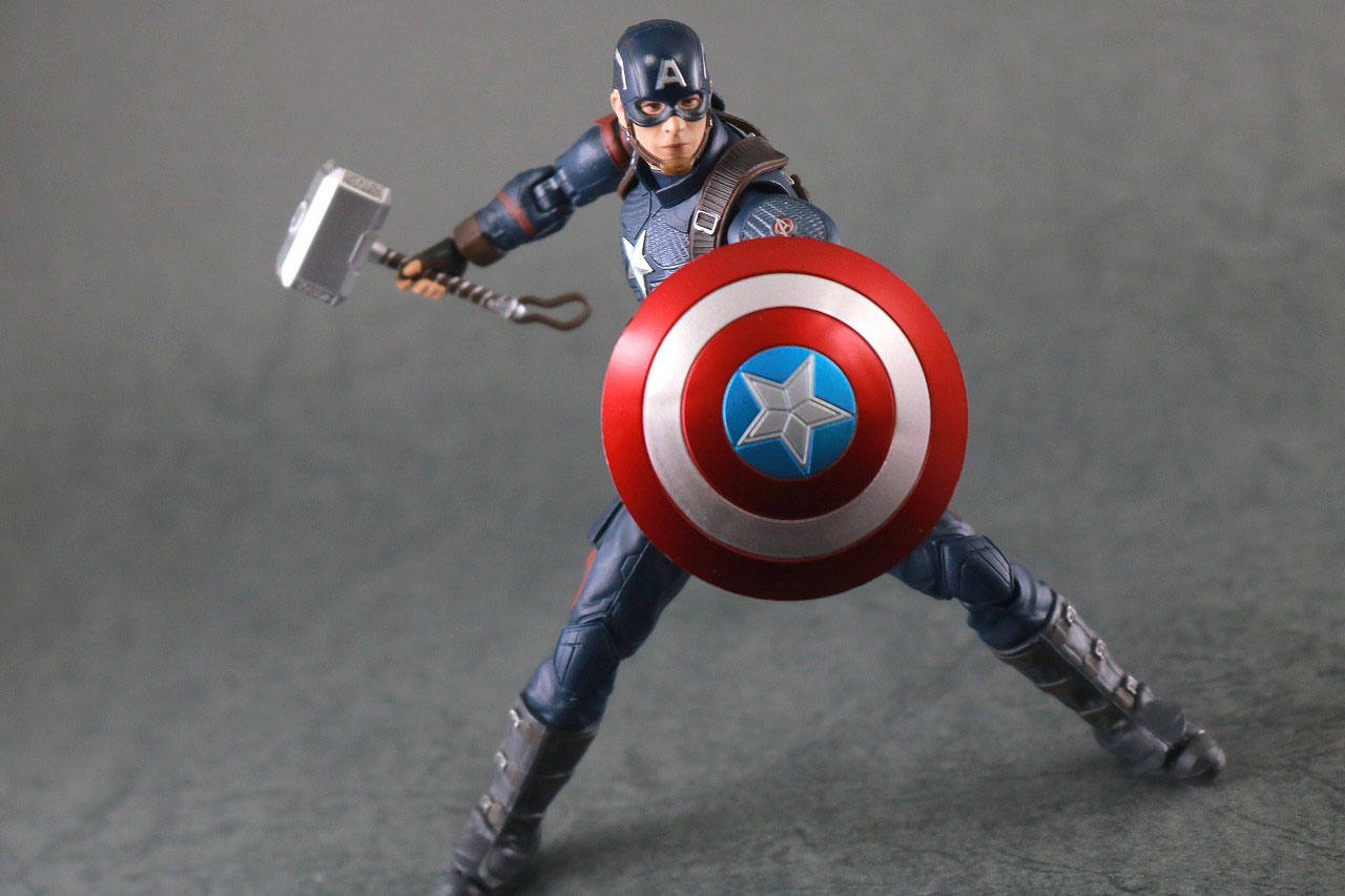 MAFEX　マフェックス　キャプテンアメリカ　アベンジャーズ　エンドゲーム　レビュー　アクション