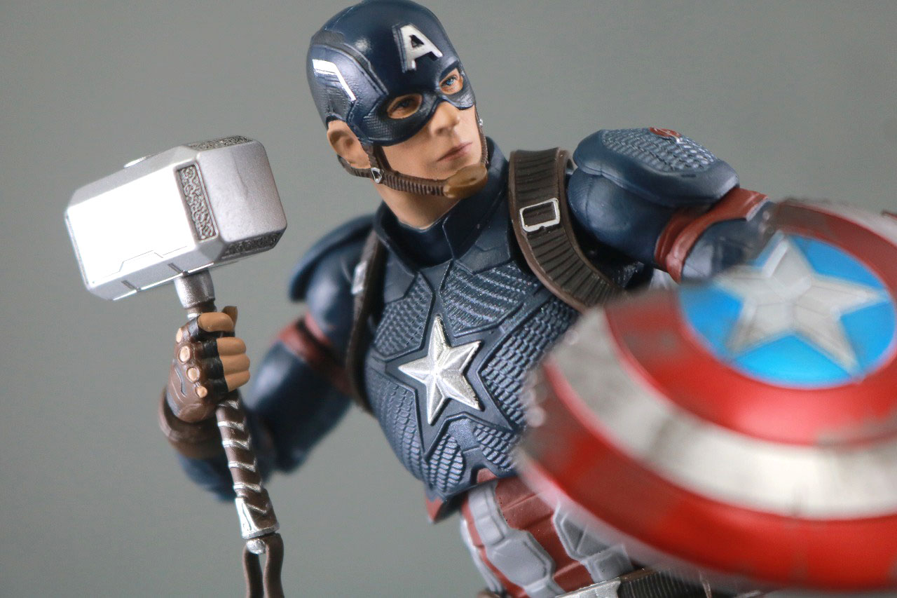 MAFEX　マフェックス　キャプテンアメリカ　アベンジャーズ　エンドゲーム　レビュー　アクション