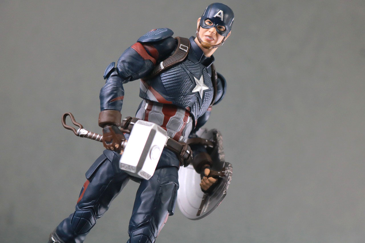 MAFEX　マフェックス　キャプテンアメリカ　アベンジャーズ　エンドゲーム　レビュー　アクション