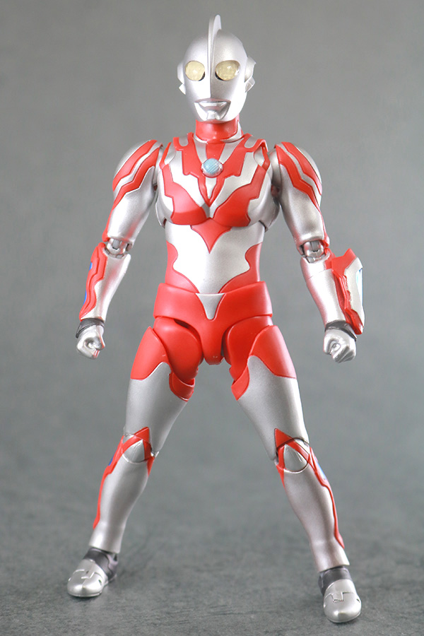 S.H.フィギュアーツ　ウルトラマンリブット　レビュー　本体