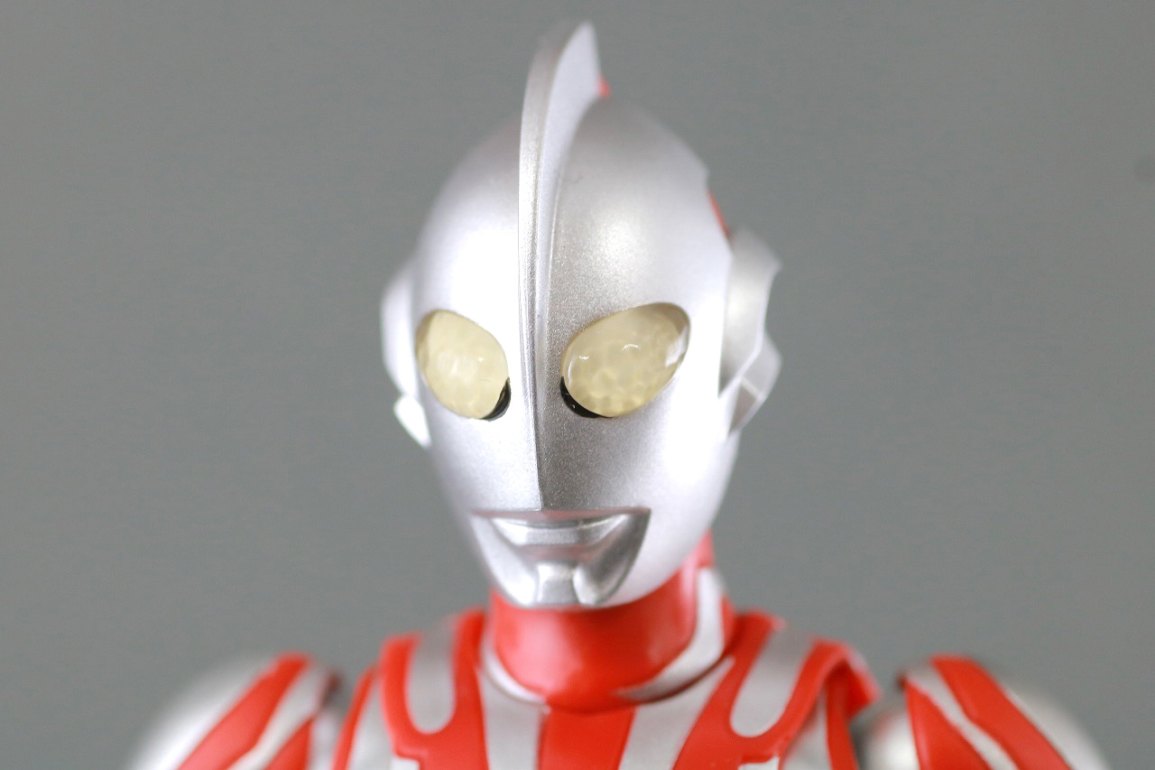 S.H.フィギュアーツ　ウルトラマンリブット　レビュー　本体